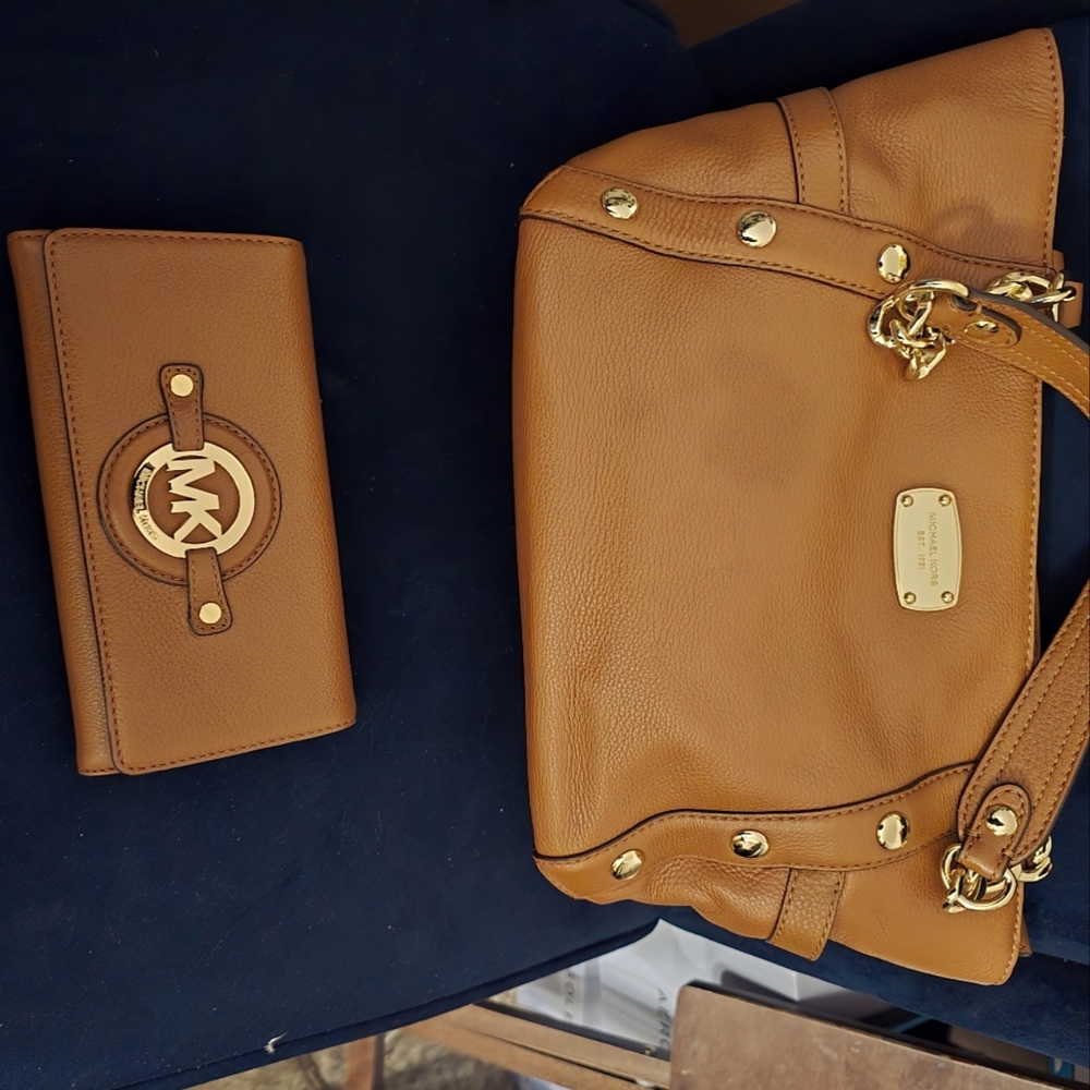 Michael Kors handbag and Wallet